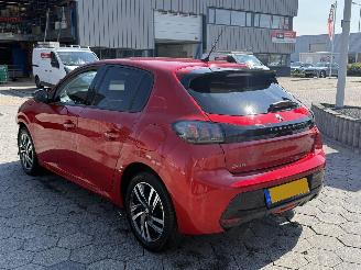Peugeot 208 1.2 PureTech Allure picture 6