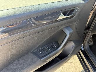 Volkswagen T-Roc 2.0 TSI AUTOMAAT 4Motion Sport picture 9