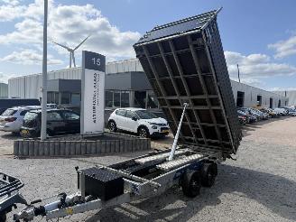 krockskadad bil aanhanger Saris  Kiep N/A 350 2024/5