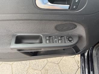 Volkswagen Golf plus 1.2 TSI Tour II BlueMotion picture 17