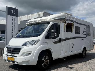 krockskadad bil camper Hymer  2.3 Eriba EXT 598 2015/1