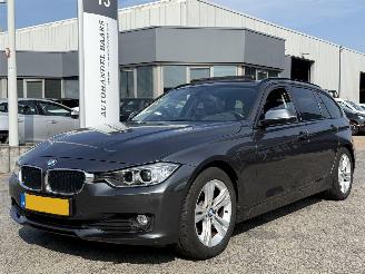 Auto incidentate BMW 3-serie Touring 320d High Executive AUTOMAAT 2013/1