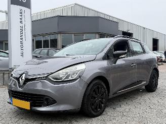 skadebil auto Renault Clio Estate 0.9 TCe Expression 2014/6
