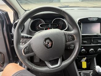 Renault Clio Estate 0.9 TCe Limited picture 17