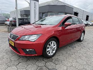 Unfallwagen Seat Leon 1.0 Automaat EcoTSI Style Business Intense 2017/6