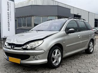 Voiture accidenté Peugeot 206 SW 1.6-16V XS AUTOMAAT 2003/9