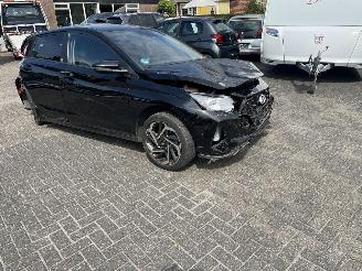 damaged passenger cars Hyundai I-20 1.0 EDITION PLUS 2021/10