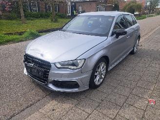 uszkodzony samochody osobowe Audi A3 1.4 TFSi G-TRON automaat attraction 2016/2