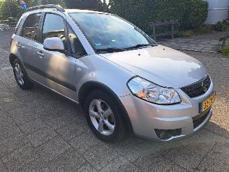 krockskadad bil auto Suzuki SX4 1.6i shogun 108003km nap 2008/4