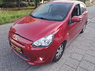 damaged passenger cars Mitsubishi Space-star 1.2 instyle autmaat 2014/9
