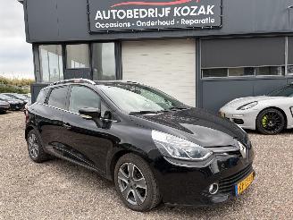 skadebil auto Renault Clio 0.9 TCe Night&Day AIRCO 2016/9