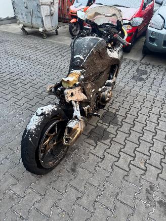 Purkuautot motor cycles Honda VFR 1200 F DCT ABS 2014/6