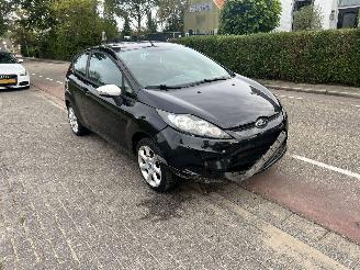 krockskadad bil auto Ford Fiesta 1.25 2011/7
