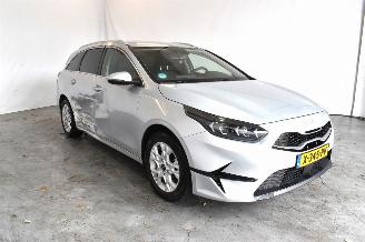 Unfallwagen Kia Ceed 1.0 T-GDi DynPlusL. 2024/2