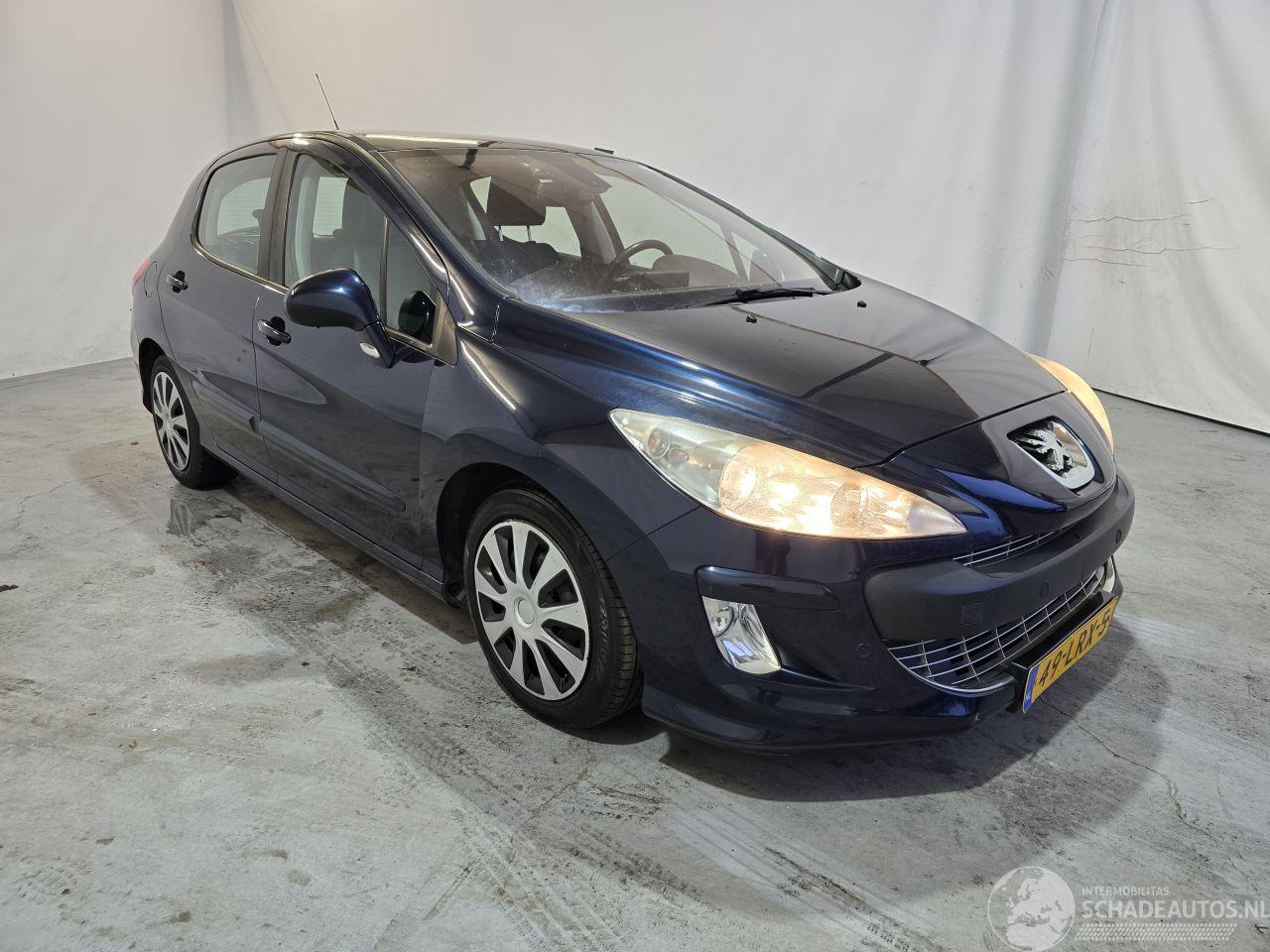 Peugeot 308 1.6 VTi Signature