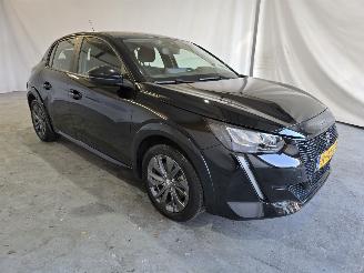 Vaurioauto  passenger cars Peugeot 208 EV Active Pack 50 kWh 2021/11