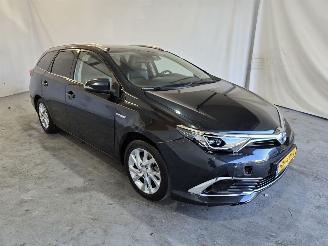 škoda osobní automobily Toyota Auris Touring Sports 1.8 Hybrid Lease pro 2015/12