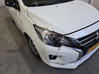 Mitsubishi Space-star 1.0 Cool + picture 11