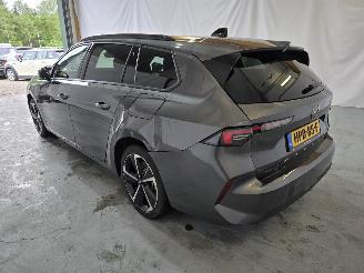 Opel Astra SPORTS TOURER 1.6 T. PHEV Edition picture 5