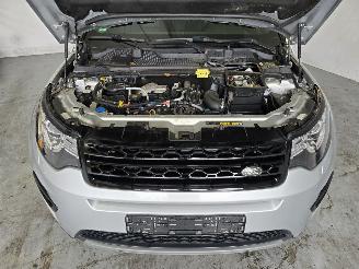 Land Rover Discovery Sport 2.0 TD4 HSE picture 9