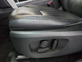 Land Rover Discovery Sport 2.0 TD4 HSE picture 34