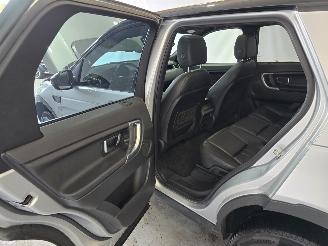 Land Rover Discovery Sport 2.0 TD4 HSE picture 18