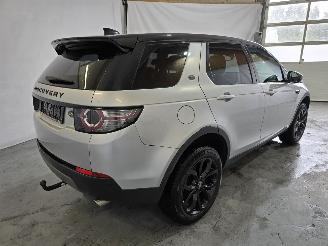 Land Rover Discovery Sport 2.0 TD4 HSE picture 7