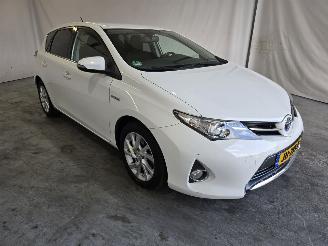 Voiture accidenté Toyota Auris 1.8 Hybrid Aspiration 2015/1