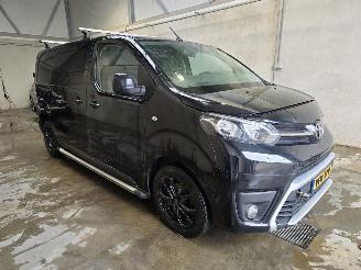 Schadeauto Toyota ProAce 2.0 D-4D Professional 2020/5