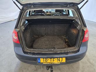Volkswagen Golf 1.6 FSI Trendline picture 16