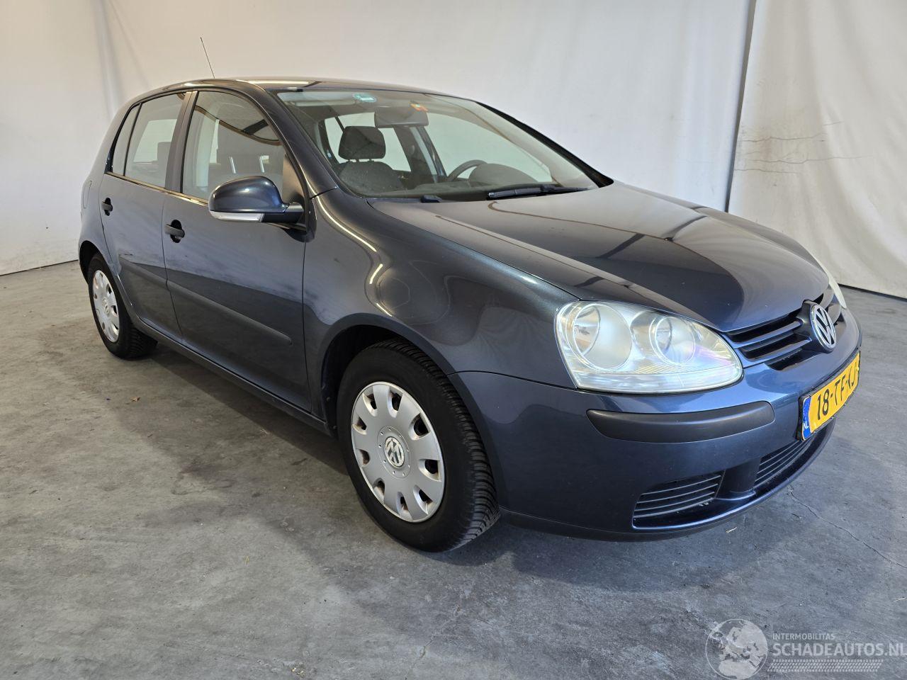 Volkswagen Golf 1.6 FSI Trendline