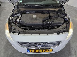 Volvo V-60 2.4 D5 Summum picture 11