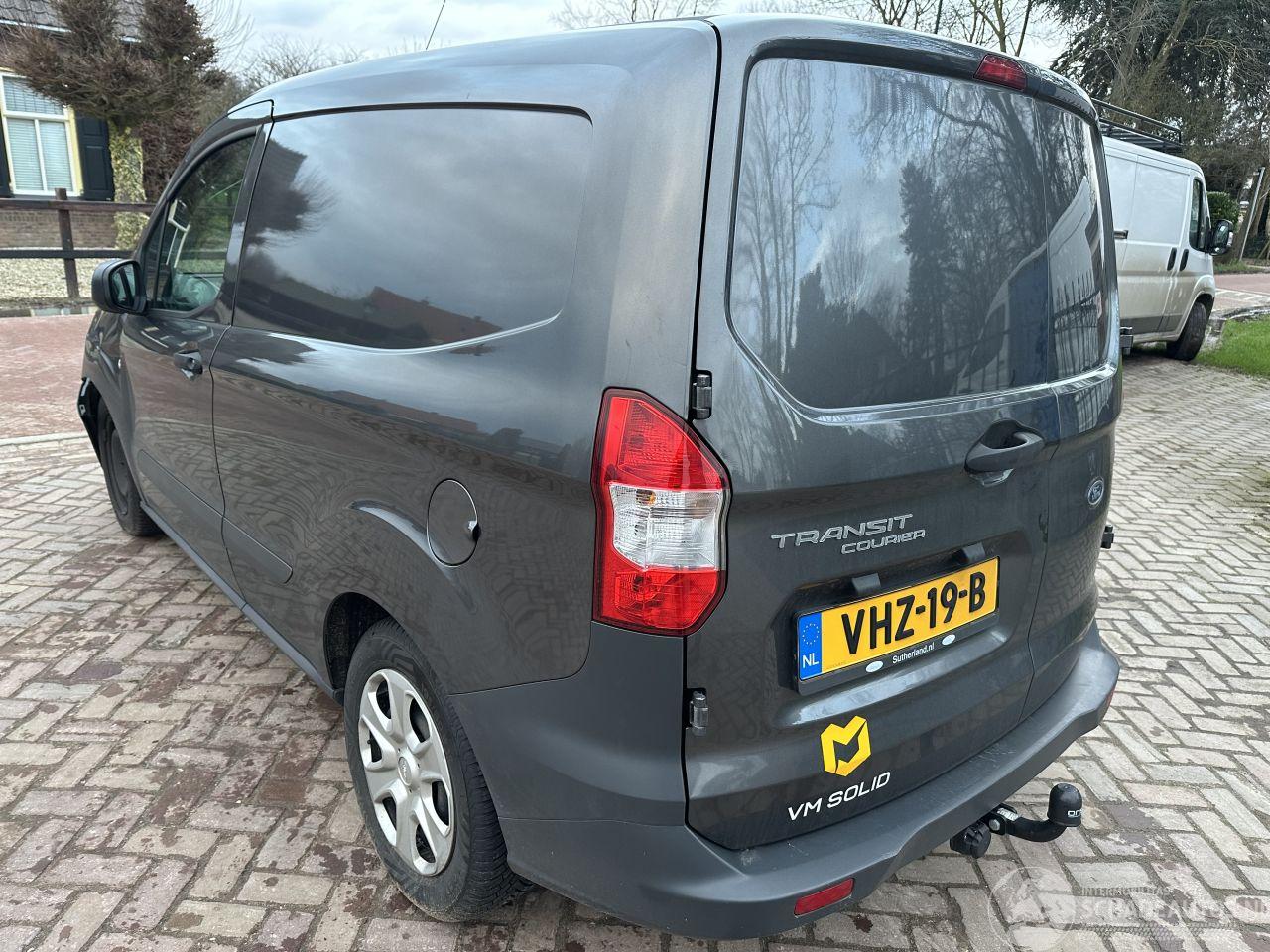 Ford Transit Courier Van 1.5 TDCI Trend Duratorq S&S 75 Pk