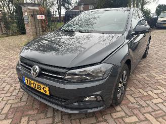 Schadeauto Volkswagen Polo 1.0 MPI Comfortline Business 2018/7