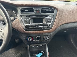 Hyundai I-20 1.2 HP i-Motion picture 11