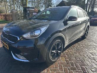  Kia Niro 1.6 GDi Hybrid First Edition 2016/10