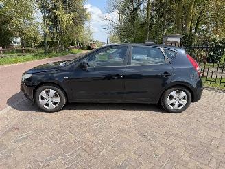 Hyundai I-30 1.6i Dynamic picture 2