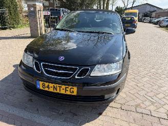 krockskadad bil auto Saab 9-3 Cabrio 1.8t Vector 2004/2