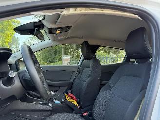 Renault Clio 1.0 TCE ZEN picture 12