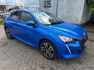Peugeot 208 1.2pt automaat picture 2