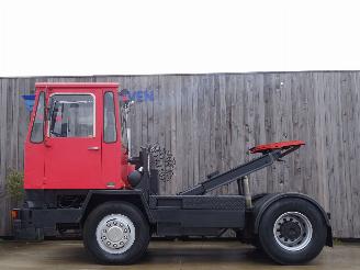 skadebil machine Overige  Nielsen & Son BT25 Terminal Trekker NL Kenteken 106KW 1975/6