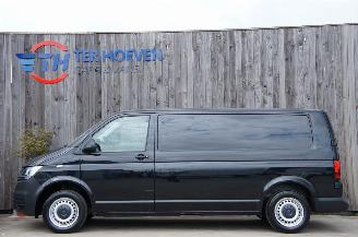 Schadeauto Volkswagen Transporter T6 2.0 TDi Lang Airco Cruise Apple Carplay Trekhaak 81KW Euro 6 2021/1
