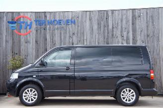 Schadeauto Volkswagen Transporter T5 2.5 TDi L1H1 Automaat Airco Navi 96KW Euro 4 2006/10
