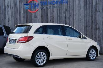 Mercedes B-klasse B180D Airco Navi Cruise Stoelverwarming 80KW Euro 6 picture 3
