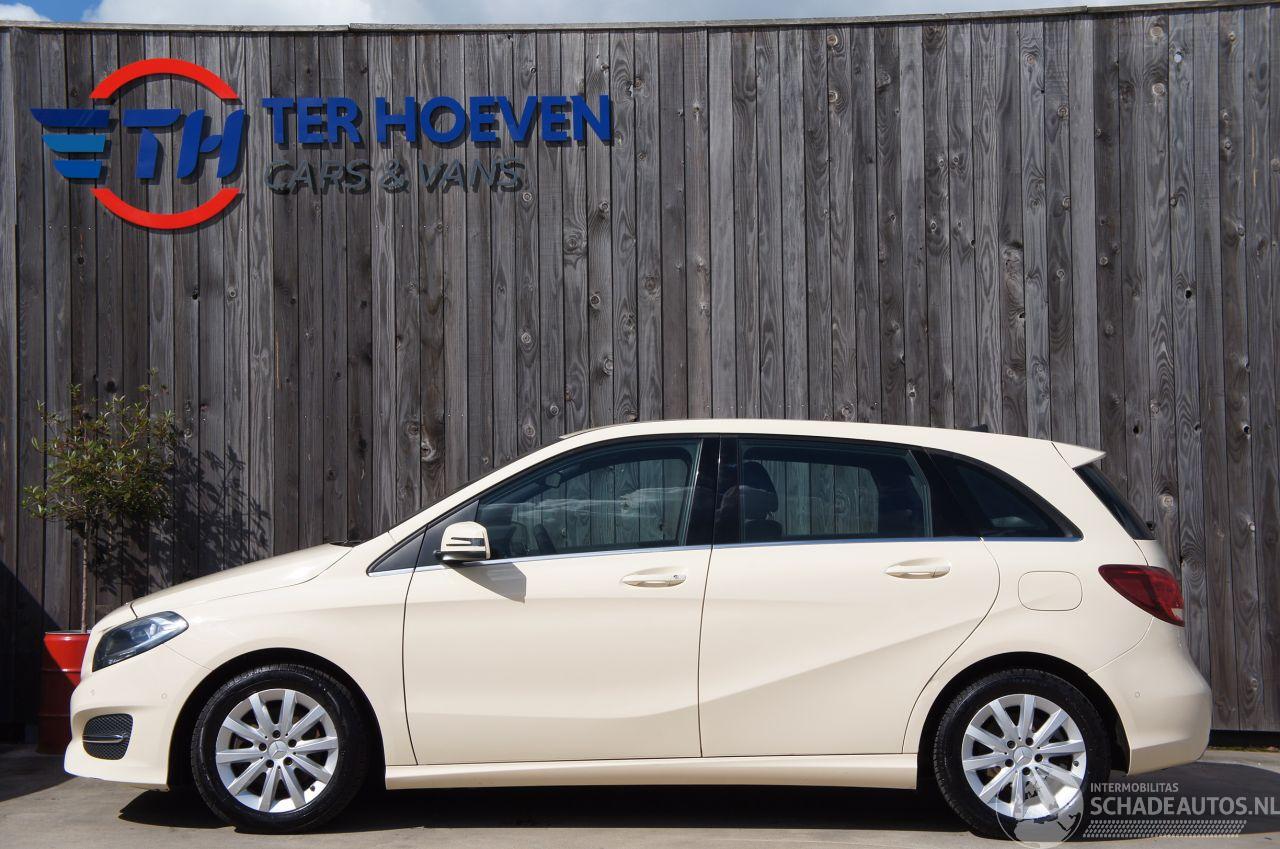 Mercedes B-klasse B180D Airco Navi Cruise Stoelverwarming Turbo Kapot! 80KW Euro 6