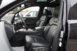 Audi SQ7 4.0 TDi V8 Quattro Airco Navi Pano Head UP Nightvision Softclose 320KW Euro 6 picture 9