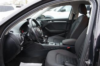 Audi A3 1.6 TDi Limo Airco Navi Cruise Trekhaak 81KW Euro 5 picture 10