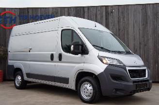 Peugeot Boxer 2.2 HDi L2H2 Airco Cruise Camera Trekhaak 96KW Euro 6 picture 5