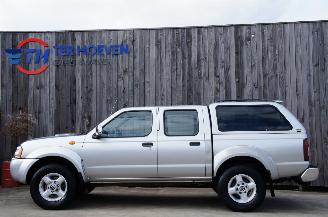 skadebil auto Nissan Navara Pick-Up 2.5 DCi Double Cab 4X4 Trekhaak Airco 98KW 2004/3
