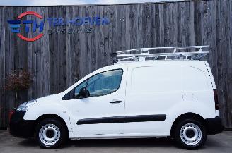 Schadeauto Peugeot Partner 1.6 HDi L1H1 Airco Imperiaal 55KW Euro 5 2016/9